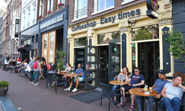 when will tourists be banned from amsterdam coffee shops