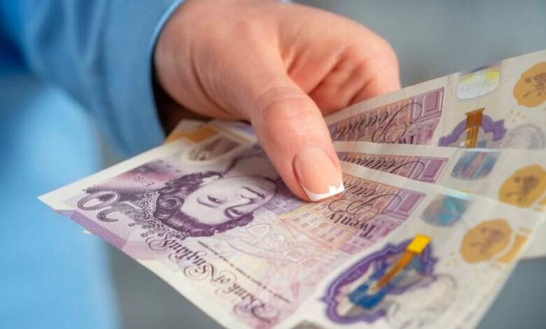 how long after probate can funds be distributed uk