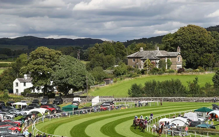 cartmel races today