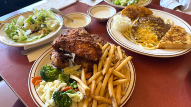 food near me open late