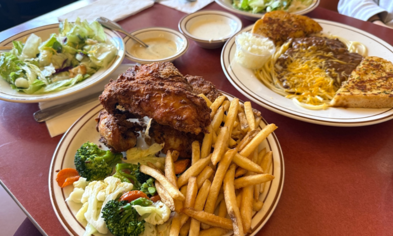 food near me open late